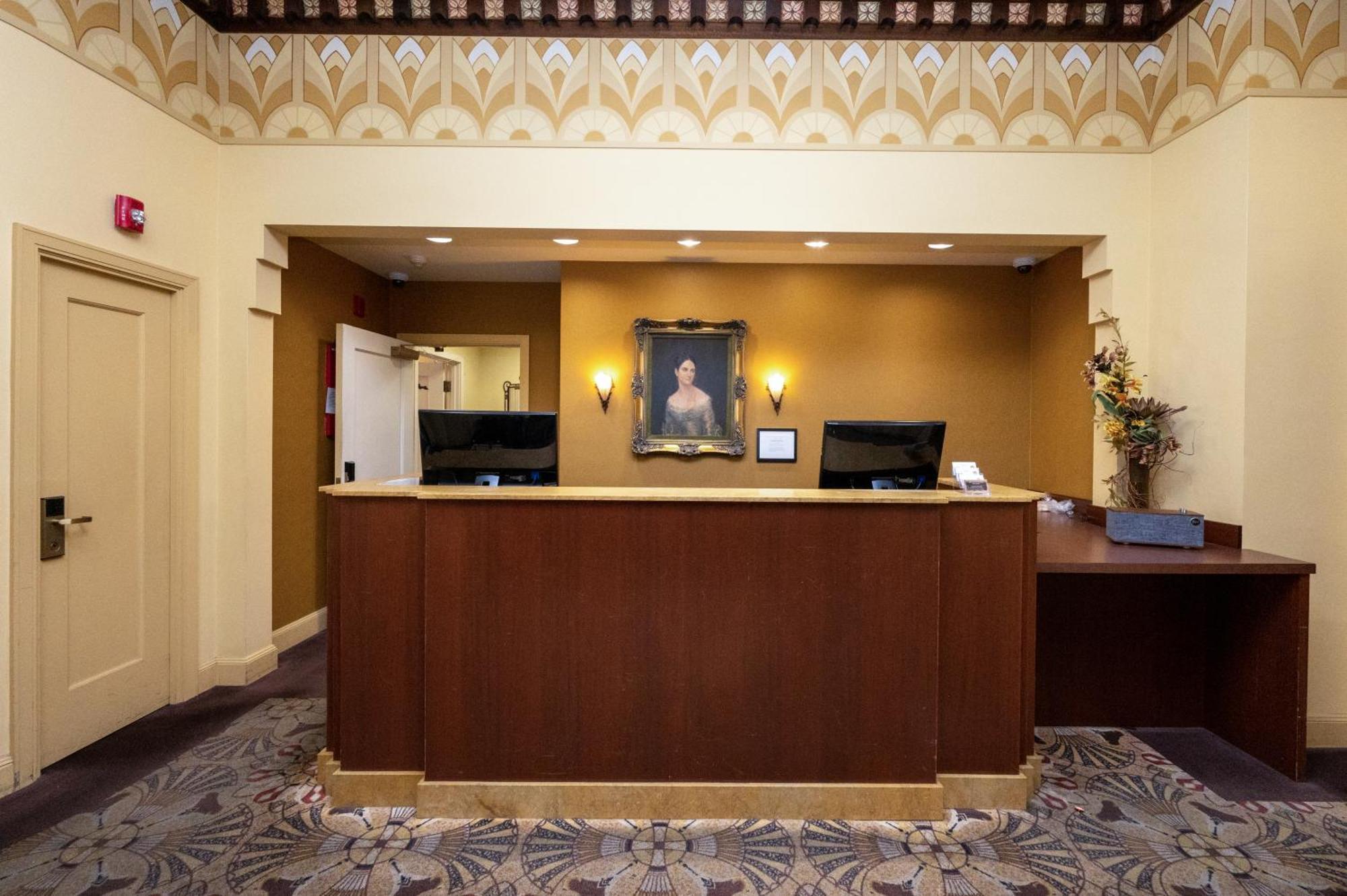 The Baroness Hotel Seattle Exterior foto